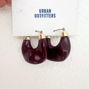 NWT Urban Outfitters Plum Textured Asymmetrical Hoop Earrings